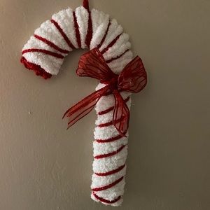 Candy cane wreath- Handmade (So Cute)